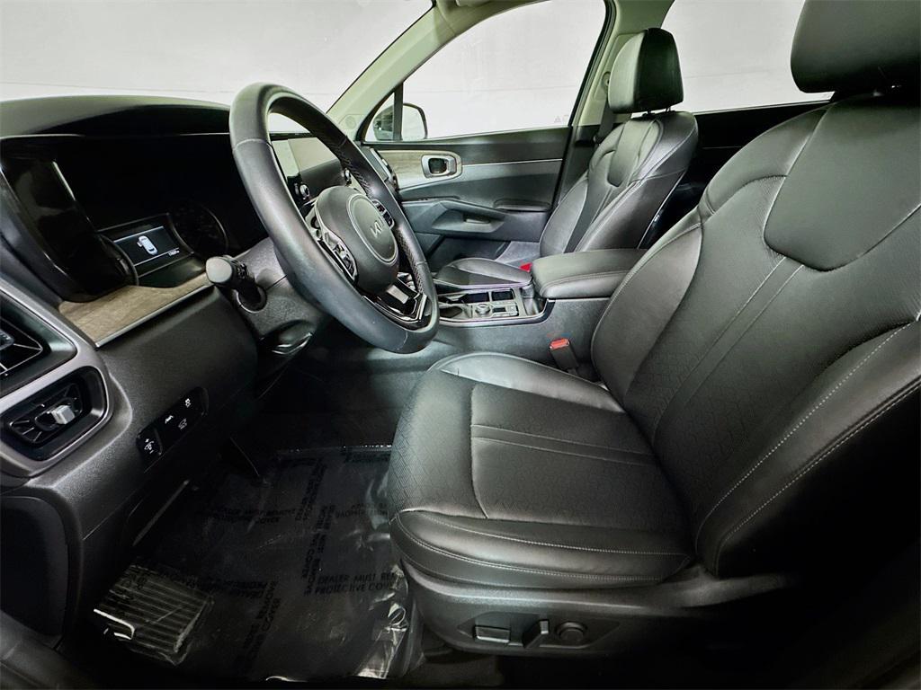used 2023 Kia Sorento car, priced at $30,492