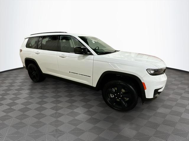 new 2025 Jeep Grand Cherokee L car, priced at $45,575