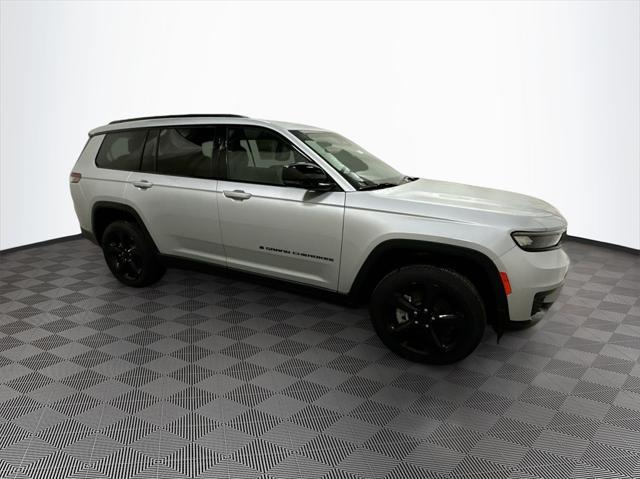 new 2024 Jeep Grand Cherokee L car, priced at $43,920