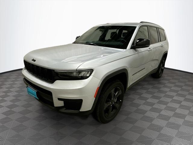 new 2024 Jeep Grand Cherokee L car, priced at $43,920