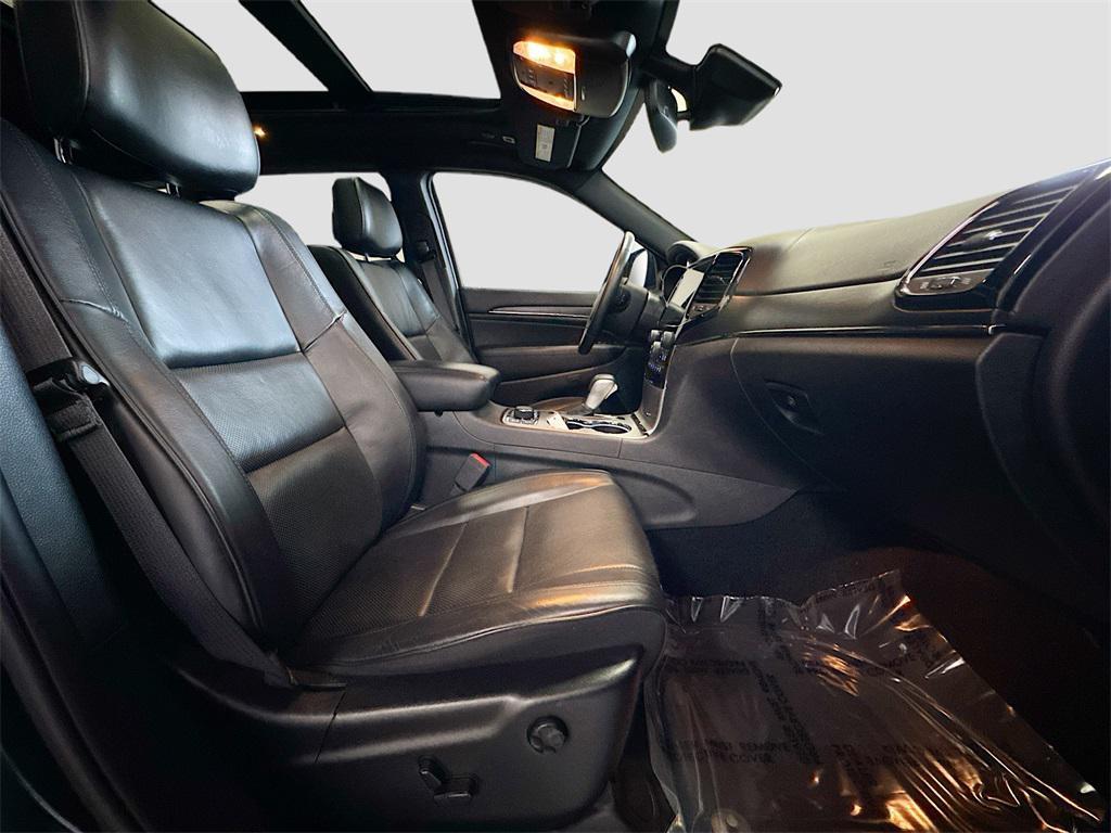 used 2019 Jeep Grand Cherokee car, priced at $27,497