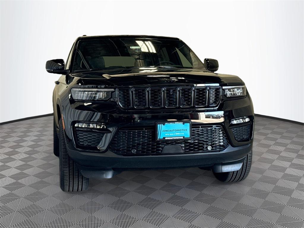 new 2025 Jeep Grand Cherokee car, priced at $50,222