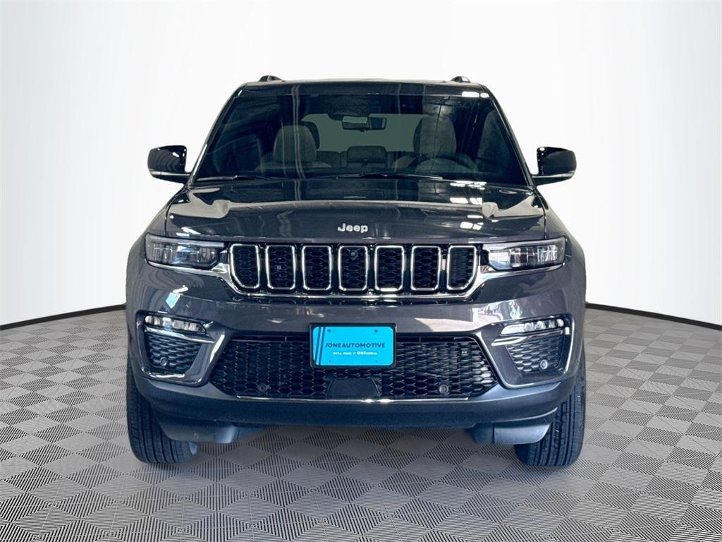 new 2025 Jeep Grand Cherokee car, priced at $43,726