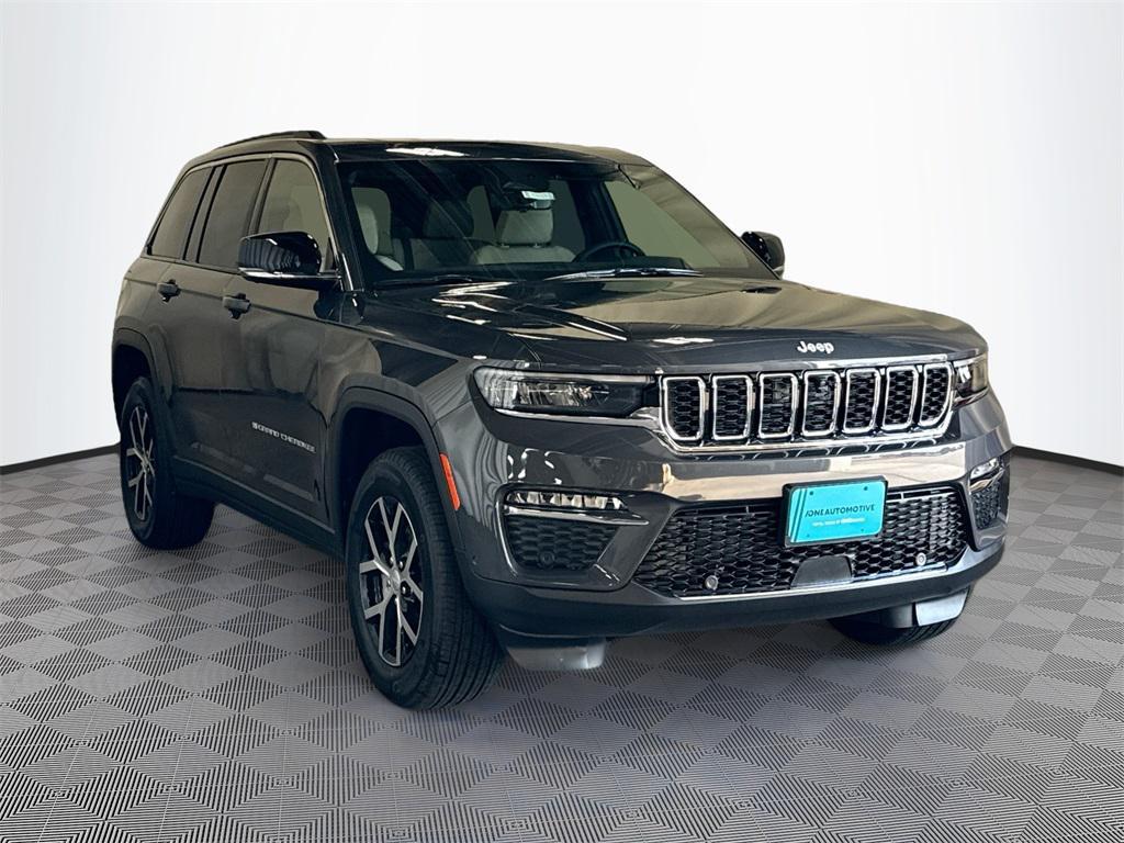 new 2025 Jeep Grand Cherokee car, priced at $43,726