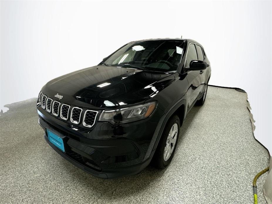 new 2024 Jeep Compass car, priced at $26,435