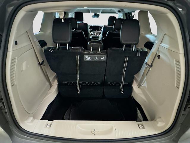 used 2021 Chrysler Pacifica car, priced at $21,992