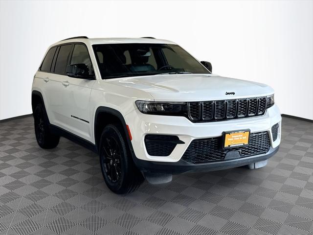 used 2024 Jeep Grand Cherokee car, priced at $36,992