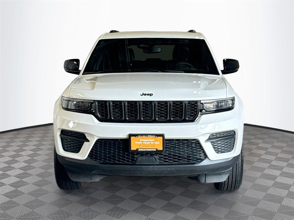 used 2024 Jeep Grand Cherokee car, priced at $33,422