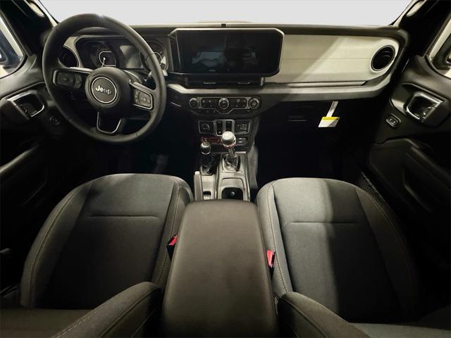 new 2025 Jeep Wrangler car, priced at $40,921