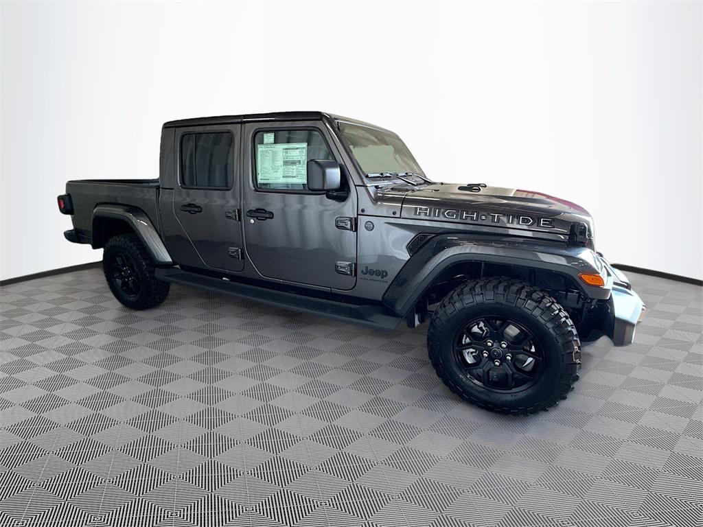 new 2025 Jeep Gladiator car, priced at $47,900