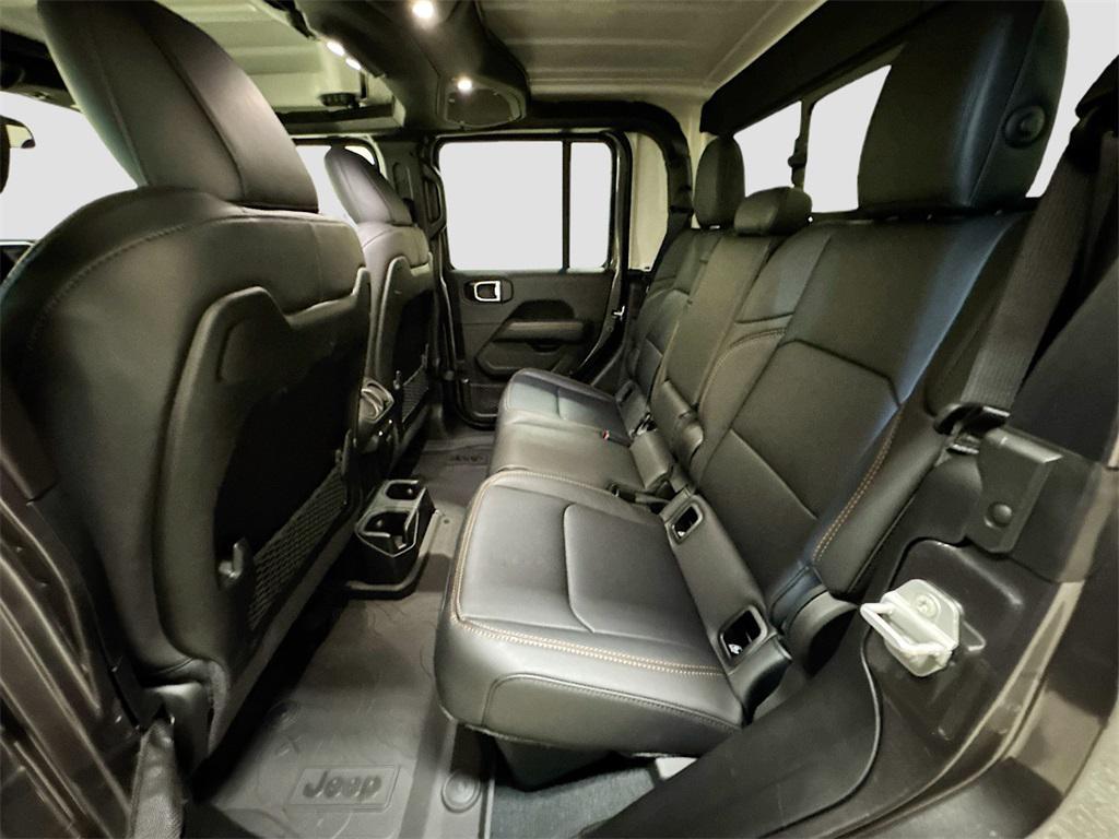 new 2025 Jeep Gladiator car, priced at $47,900