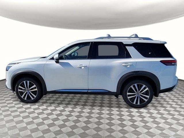new 2025 Nissan Pathfinder car, priced at $41,580