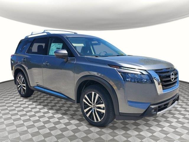 new 2025 Nissan Pathfinder car, priced at $41,360