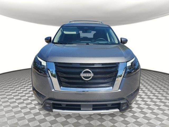 new 2025 Nissan Pathfinder car, priced at $41,360