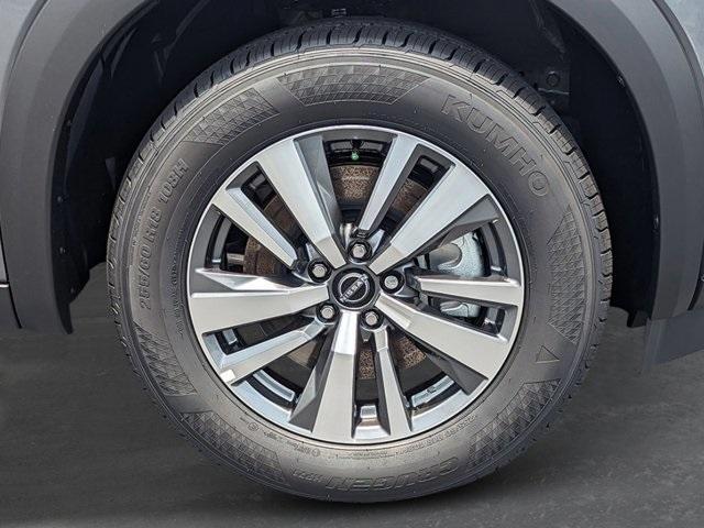 new 2025 Nissan Pathfinder car, priced at $38,065