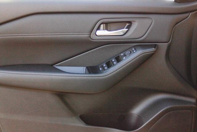 new 2025 Nissan Rogue car, priced at $30,270