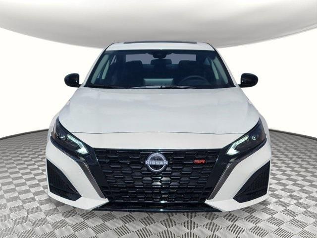 new 2025 Nissan Altima car, priced at $25,980