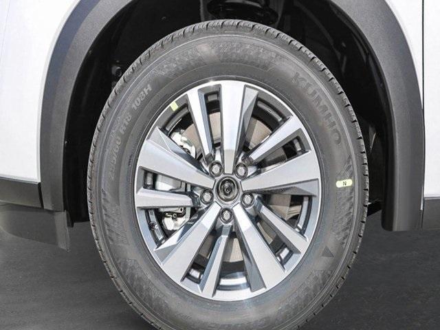 new 2025 Nissan Pathfinder car, priced at $34,946