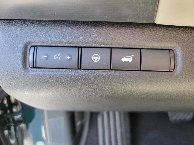 new 2025 Nissan Pathfinder car, priced at $34,946