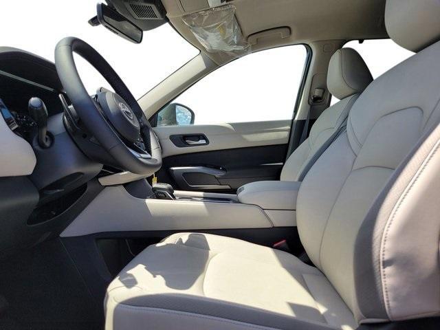 new 2025 Nissan Pathfinder car, priced at $34,946