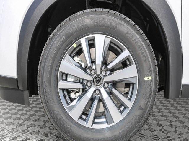 new 2025 Nissan Pathfinder car, priced at $34,040