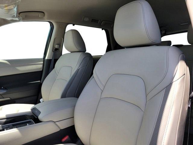 new 2025 Nissan Pathfinder car, priced at $34,946