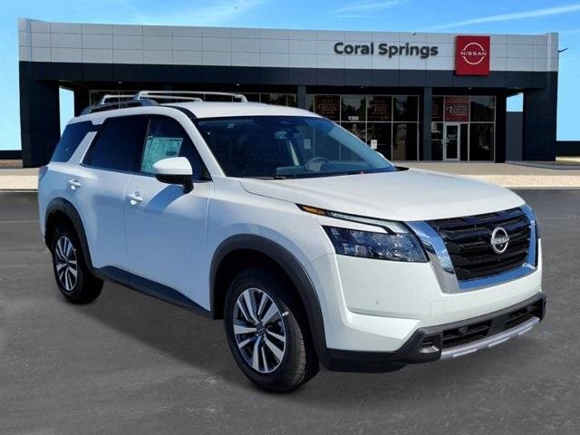 new 2025 Nissan Pathfinder car, priced at $34,946