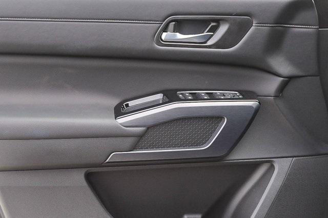 new 2025 Nissan Pathfinder car, priced at $34,875