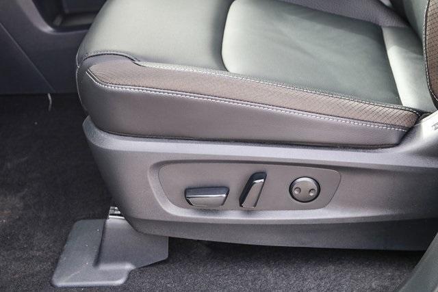 new 2025 Nissan Pathfinder car, priced at $34,875