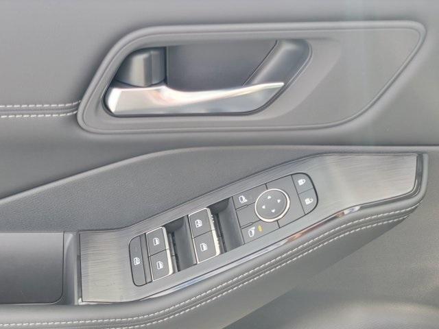 new 2025 Nissan Rogue car, priced at $34,962