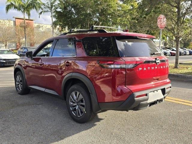 new 2025 Nissan Pathfinder car, priced at $39,984