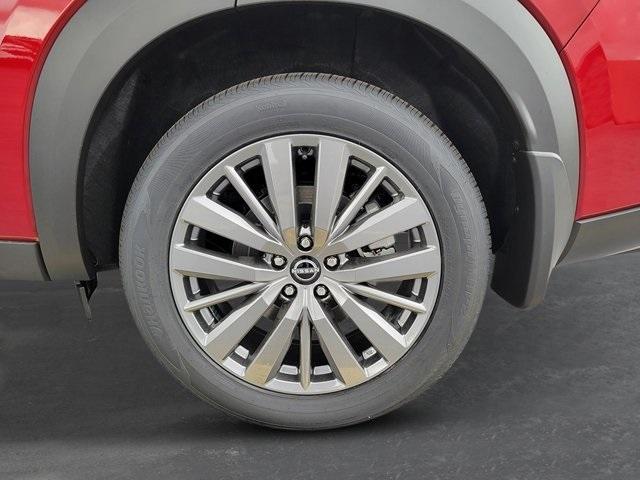 new 2025 Nissan Pathfinder car, priced at $41,581