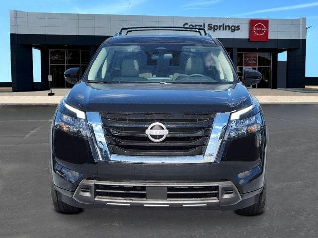 new 2025 Nissan Pathfinder car, priced at $40,070