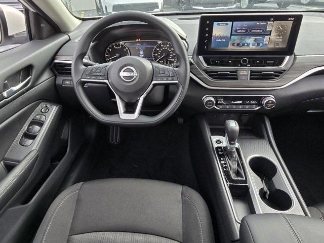 new 2025 Nissan Altima car, priced at $25,501