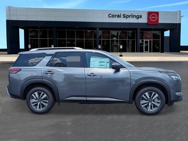 new 2025 Nissan Pathfinder car, priced at $38,065