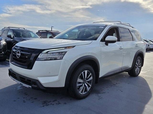 new 2025 Nissan Pathfinder car, priced at $41,080
