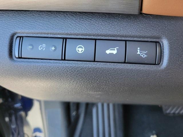 new 2025 Nissan Pathfinder car, priced at $46,589