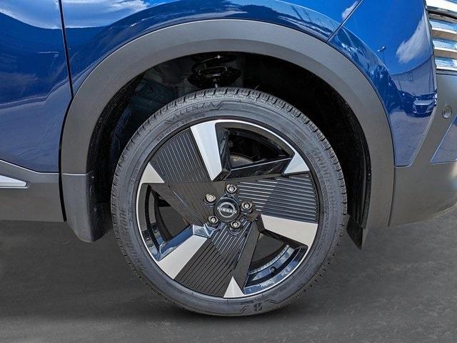 new 2025 Nissan Kicks car, priced at $25,892
