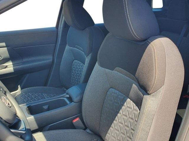 new 2025 Nissan Kicks car, priced at $24,997