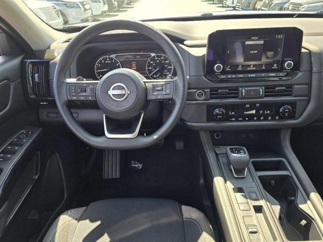 new 2025 Nissan Pathfinder car, priced at $31,528
