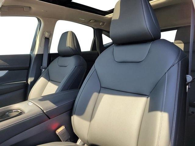 new 2025 Nissan Murano car, priced at $44,210