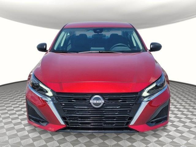 new 2025 Nissan Altima car, priced at $25,415
