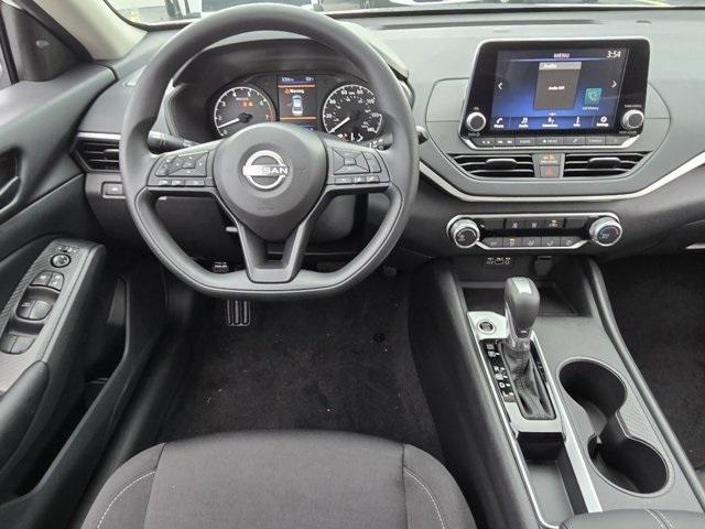 new 2025 Nissan Altima car, priced at $22,026