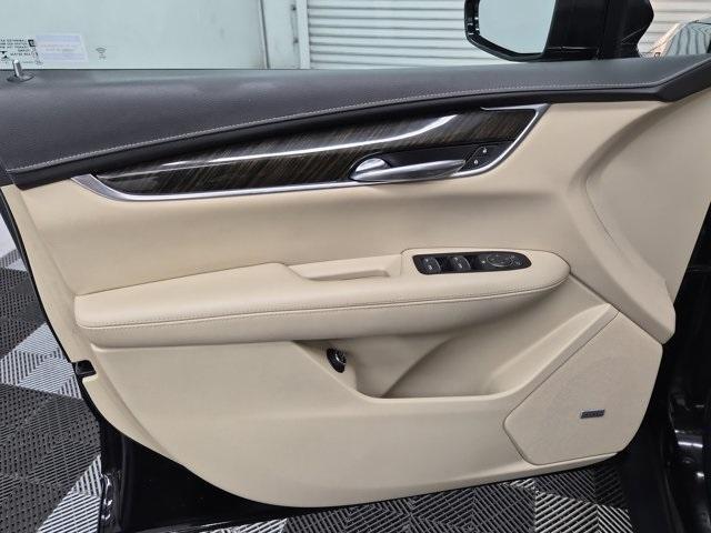 used 2019 Cadillac XT5 car, priced at $15,588