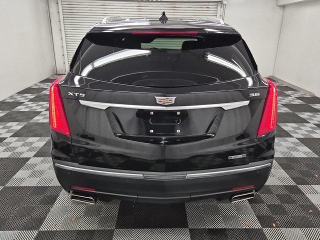 used 2019 Cadillac XT5 car, priced at $15,588