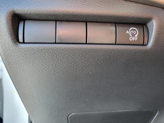 new 2025 Nissan Kicks car, priced at $23,891