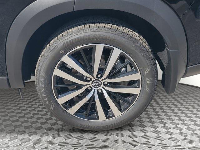 new 2025 Nissan Pathfinder car, priced at $43,410