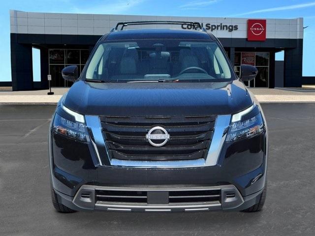 new 2025 Nissan Pathfinder car, priced at $40,070