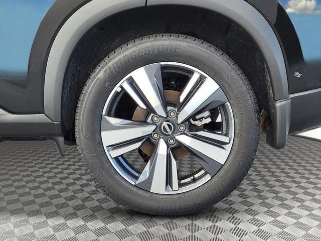 new 2025 Nissan Rogue car, priced at $32,950