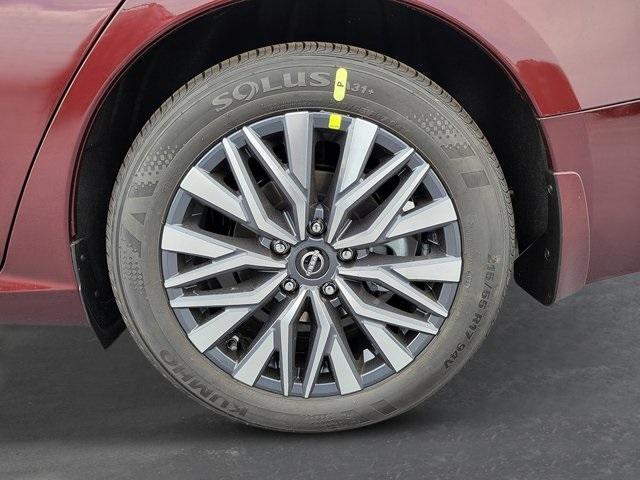 new 2025 Nissan Altima car, priced at $28,722